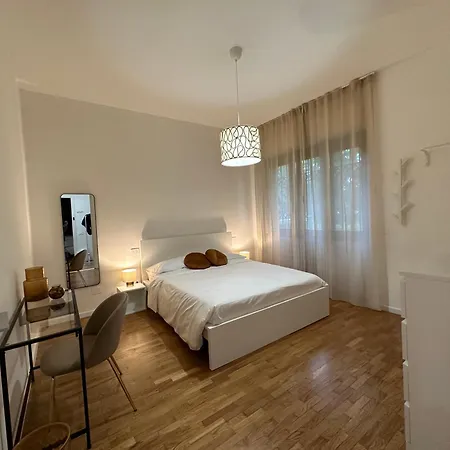 Il Balcone Nel Parco - Stanze Con Bagno Privato Guest house San Donato Milanese