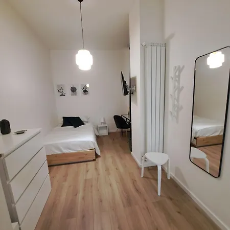 Il Balcone Nel Parco - Stanze Con Bagno Privato * San Donato Milanese